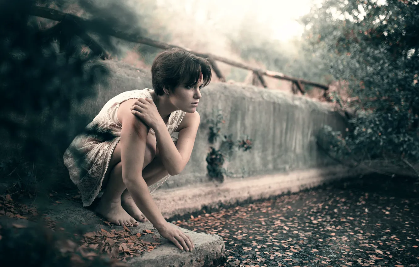 Photo wallpaper leaves, girl, scratches, sitting, Survival