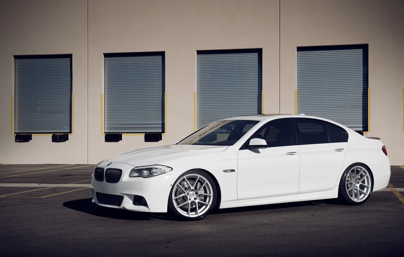 Photo wallpaper white, BMW, BMW, white, garages, F10, 550i, 5 series