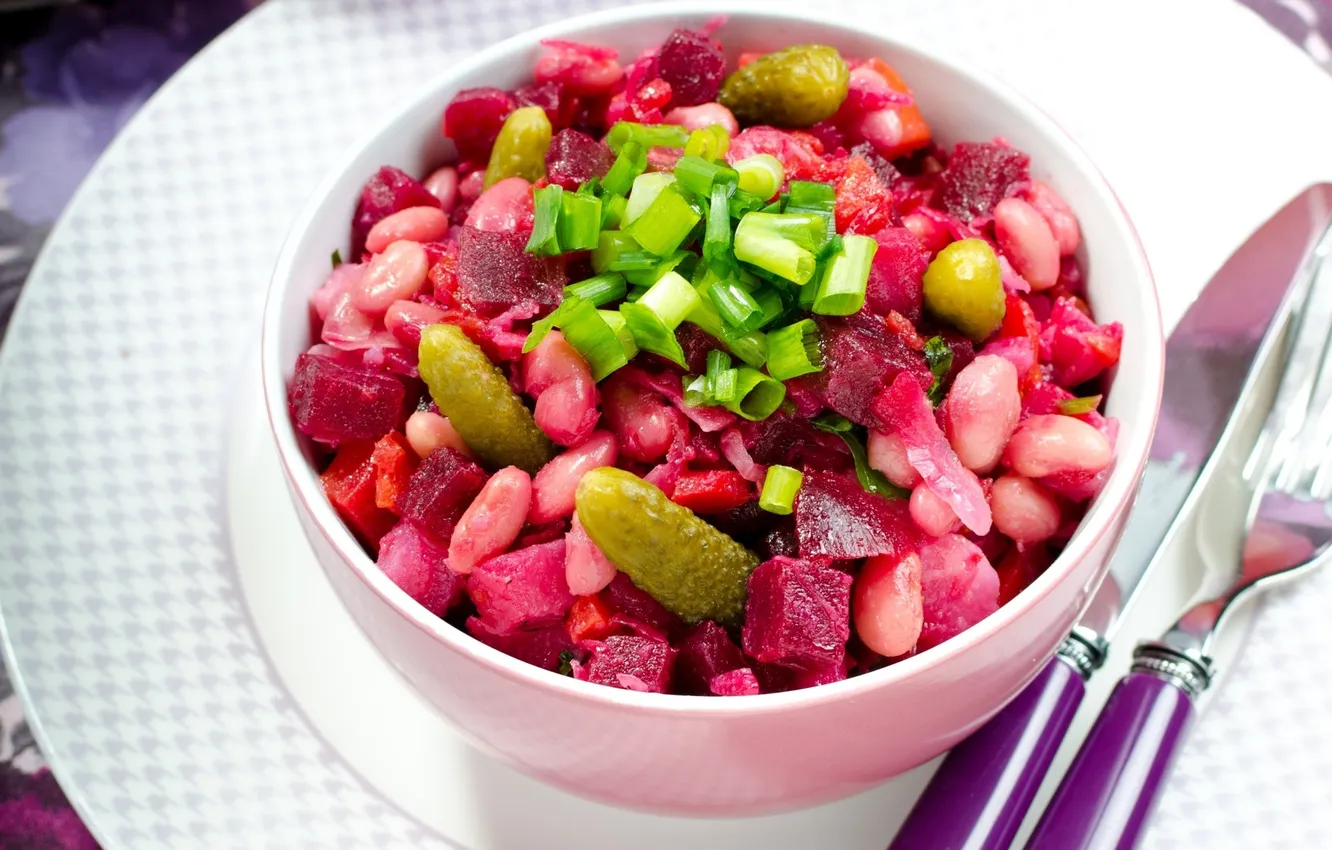 Photo wallpaper food, bow, salad, potatoes, pickles, beets, beans, vinaigrette