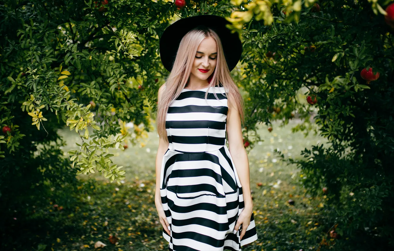 Photo wallpaper girl, nature, makeup, blonde, hat