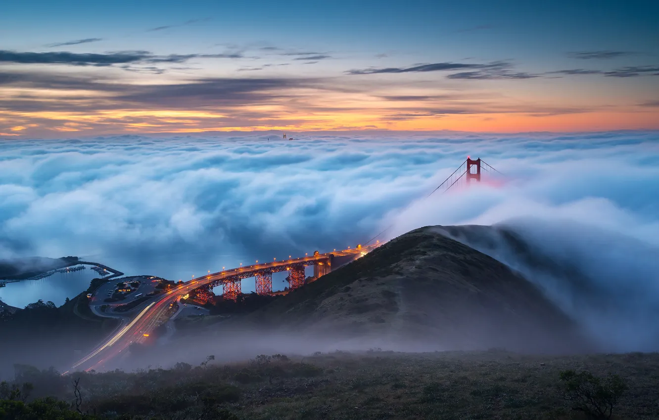 Photo wallpaper Golden Gate Bridge, San Francisco, fog