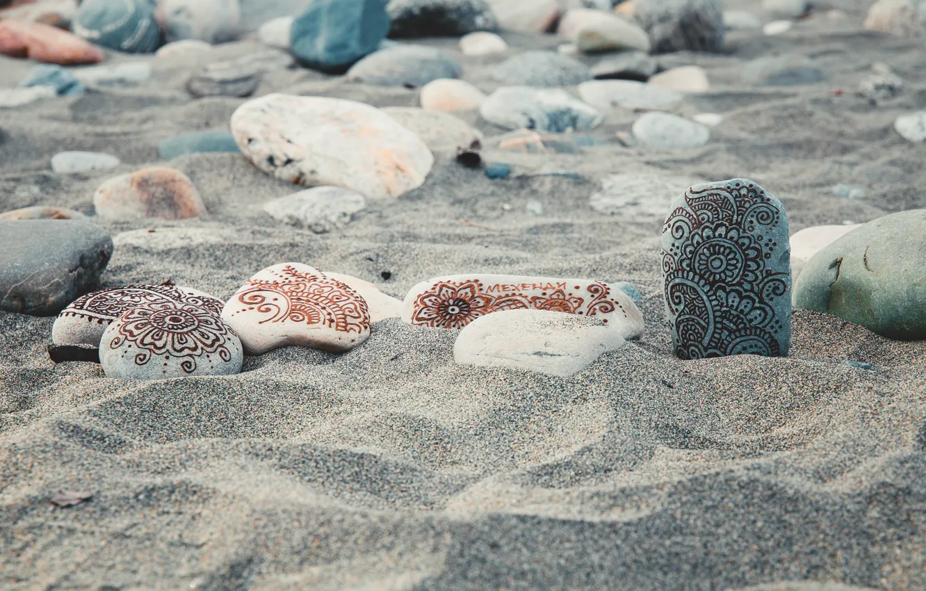 Photo wallpaper sand, beach, stones, calm, positive, mehendi