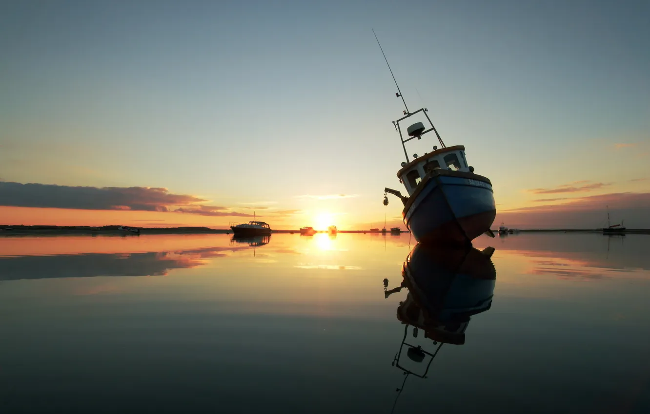 Photo wallpaper sunset, lake, ship