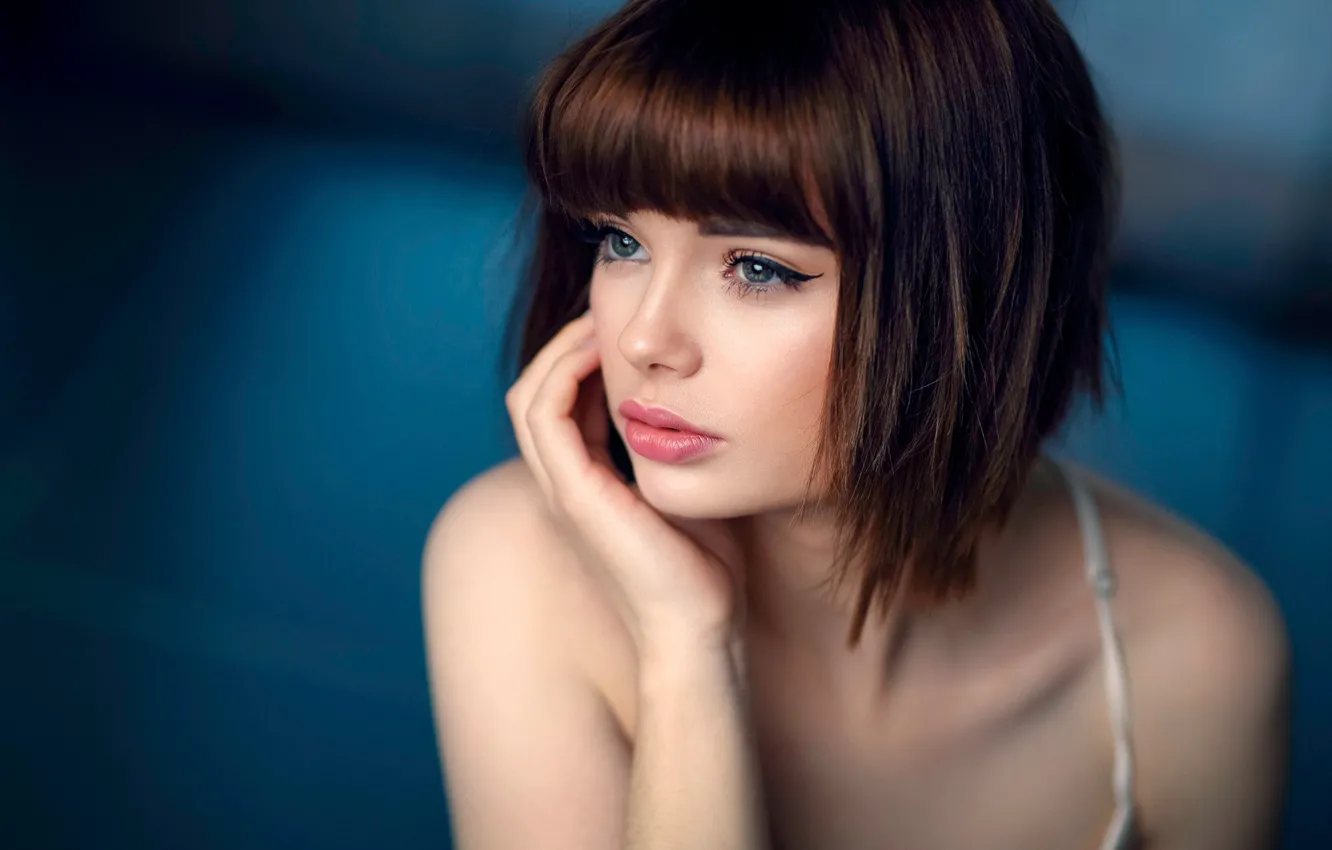 Photo wallpaper pose, model, portrait, makeup, hairstyle, brown hair, beauty, bokeh
