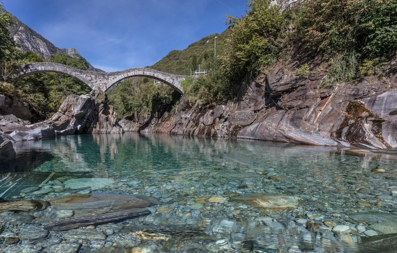 Photo wallpaper bridge, river, rocks, Switzerland, Verzasca Valley, Lavertezzo, Ponte dei Salti, Verzasca River