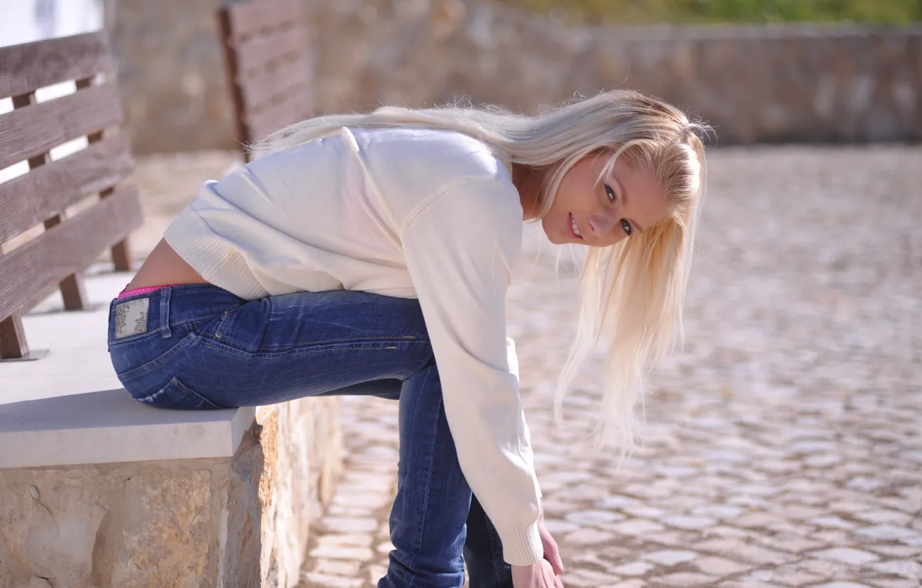 Photo wallpaper long hair, sexy girl, model, jeans, blonde, Annely Gerritsen, bluza