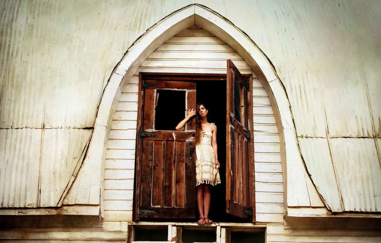 Photo wallpaper girl, house, background