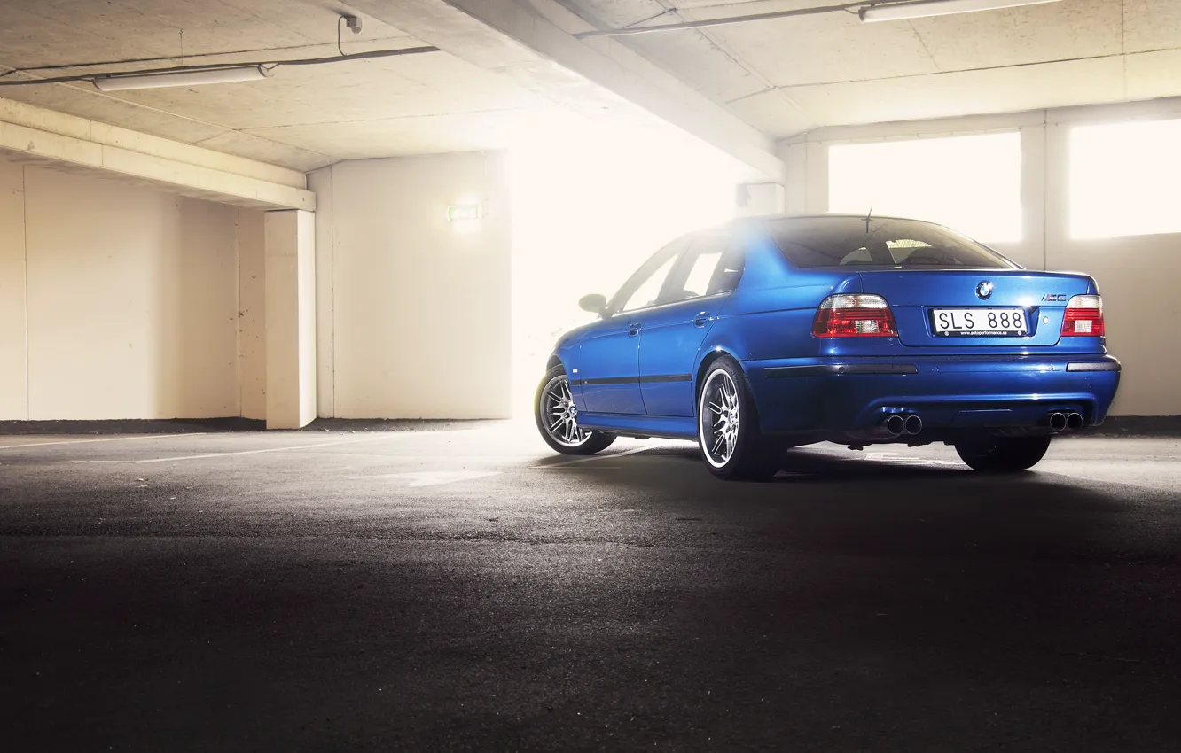 Photo wallpaper BMW, E39, Lemans blue