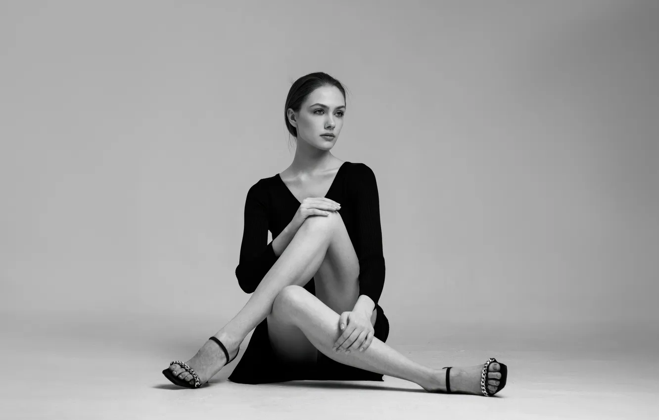 Photo wallpaper girl, monochrome, sitting