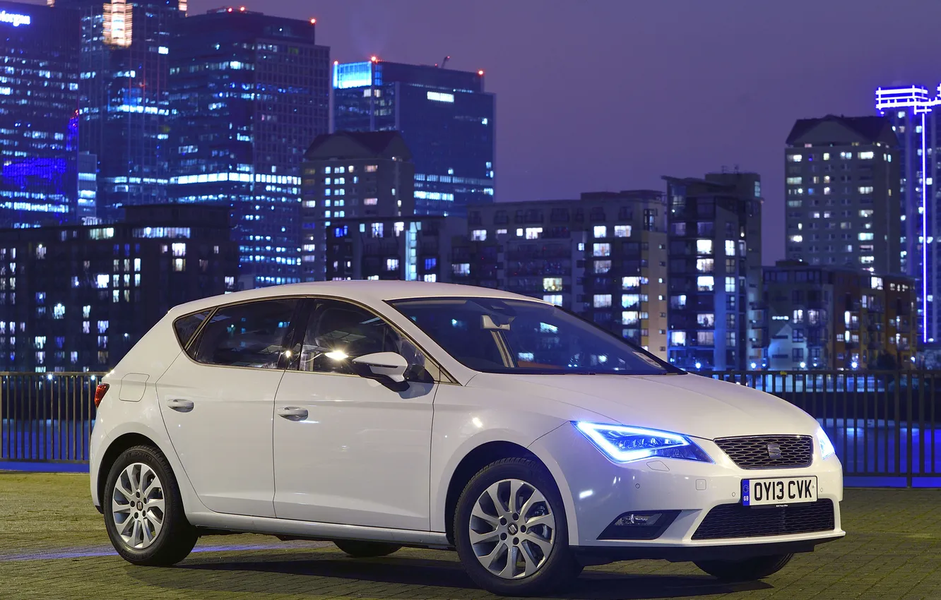 Photo wallpaper machine, lights, seat, Leon, Seat