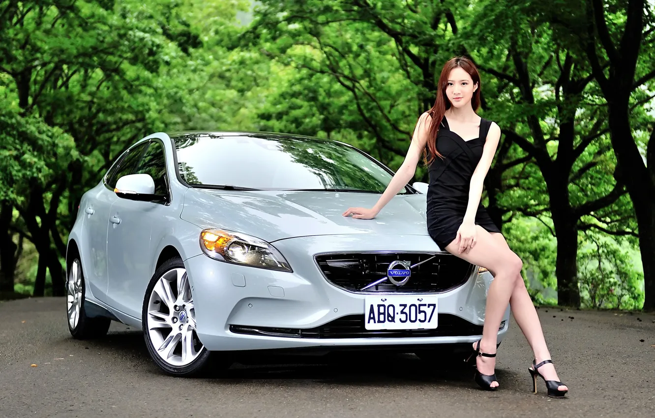 Photo wallpaper auto, look, Girls, Asian, beautiful girl, posing on the car, VOLVO V40 T4