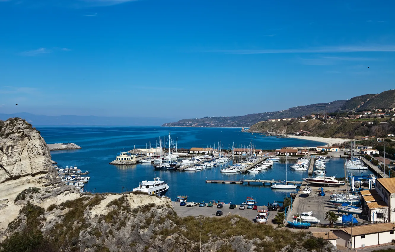 Photo wallpaper sea, stones, coast, Bay, yachts, boats, Italy, boats