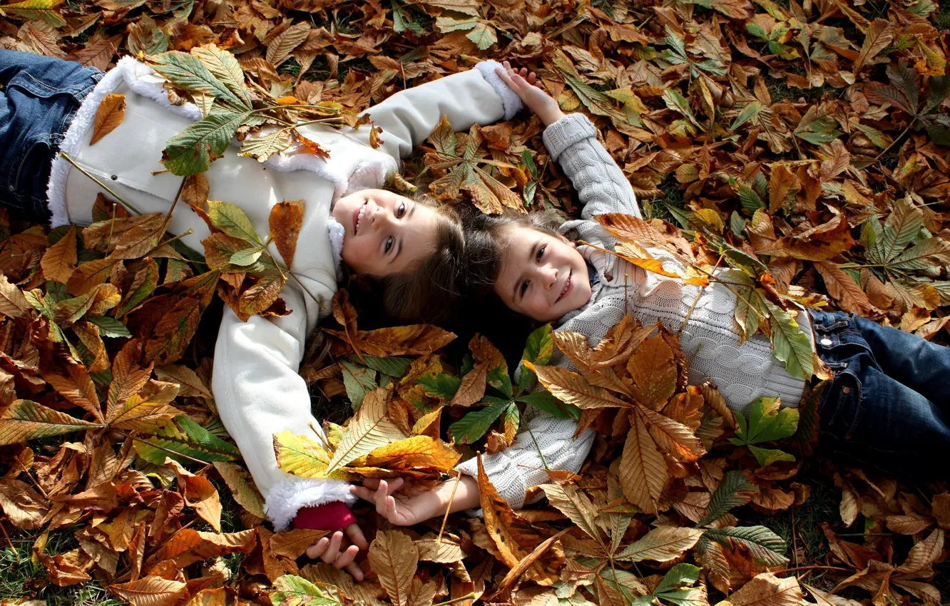Photo wallpaper autumn, leaves, joy, happiness, nature, children, smile, mood