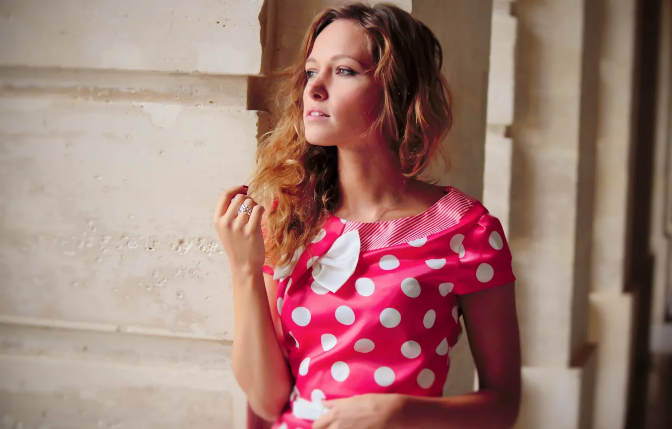 Photo wallpaper look, girl, reverie, model, dress, ring, Julia Vasilieva