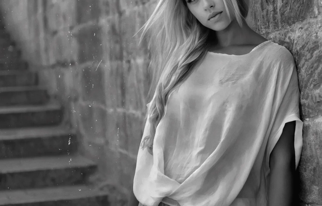 Photo wallpaper girl, ladder, black and white, Artur Politov
