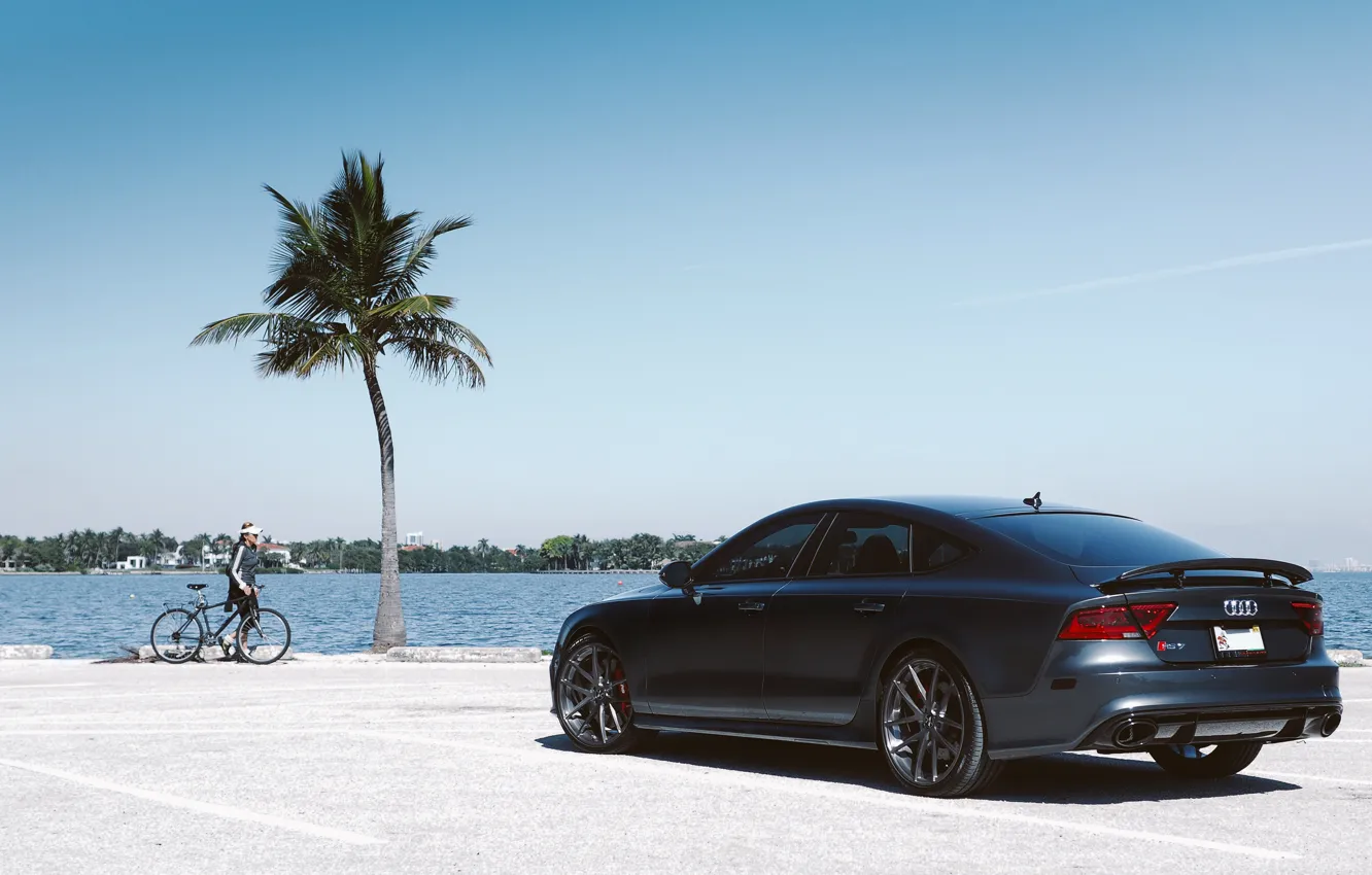 Photo wallpaper Palma, Audi, Audi, cyclist, rear, parking, RS7