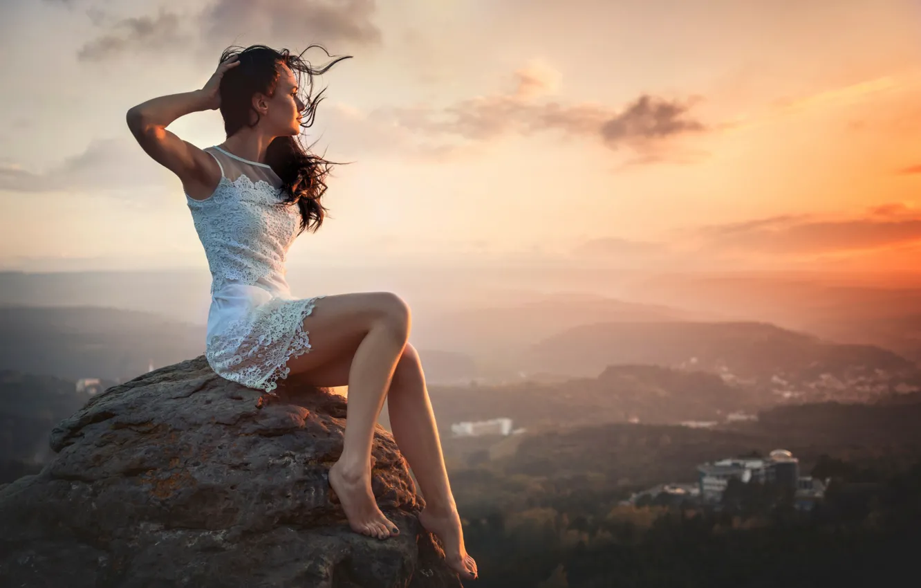 Photo wallpaper girl, landscape, the city, the wind, view, height, beauty, dal