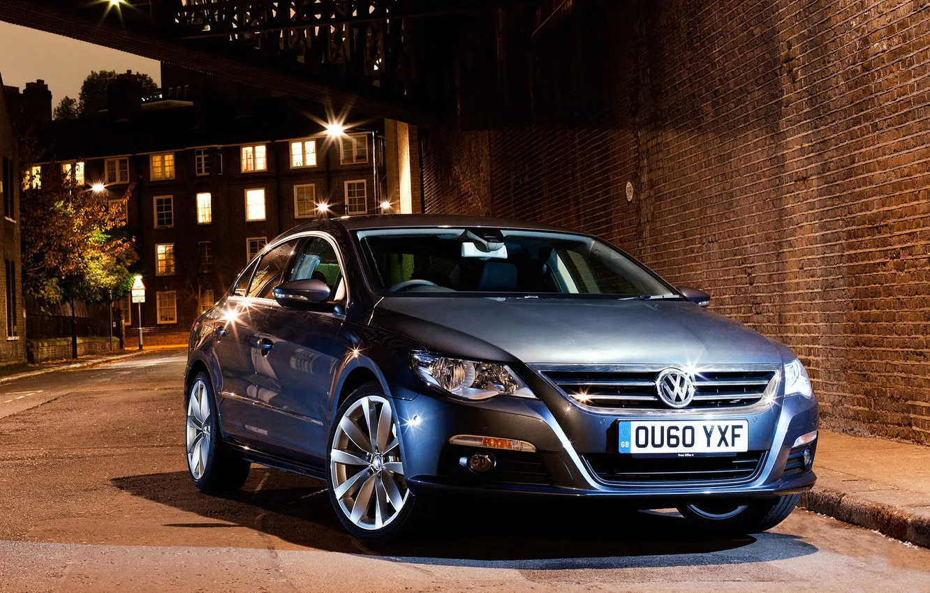 Photo wallpaper street, Volkswagen, lights, UK-spec, Passat, Night