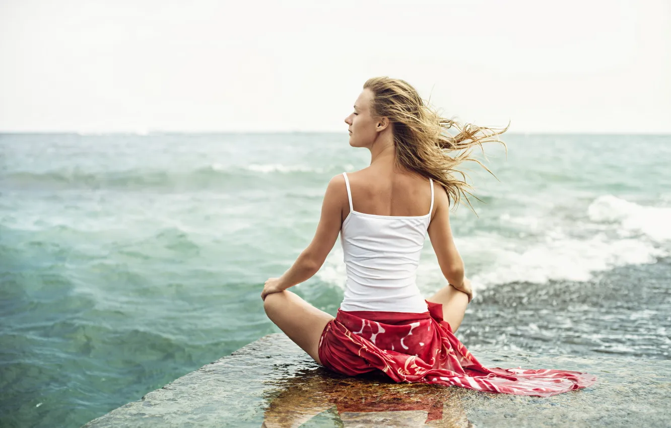 Photo wallpaper sea, girl, pose