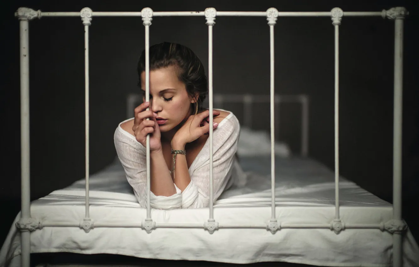 Photo wallpaper girl, loneliness, bed, Florian Weiler