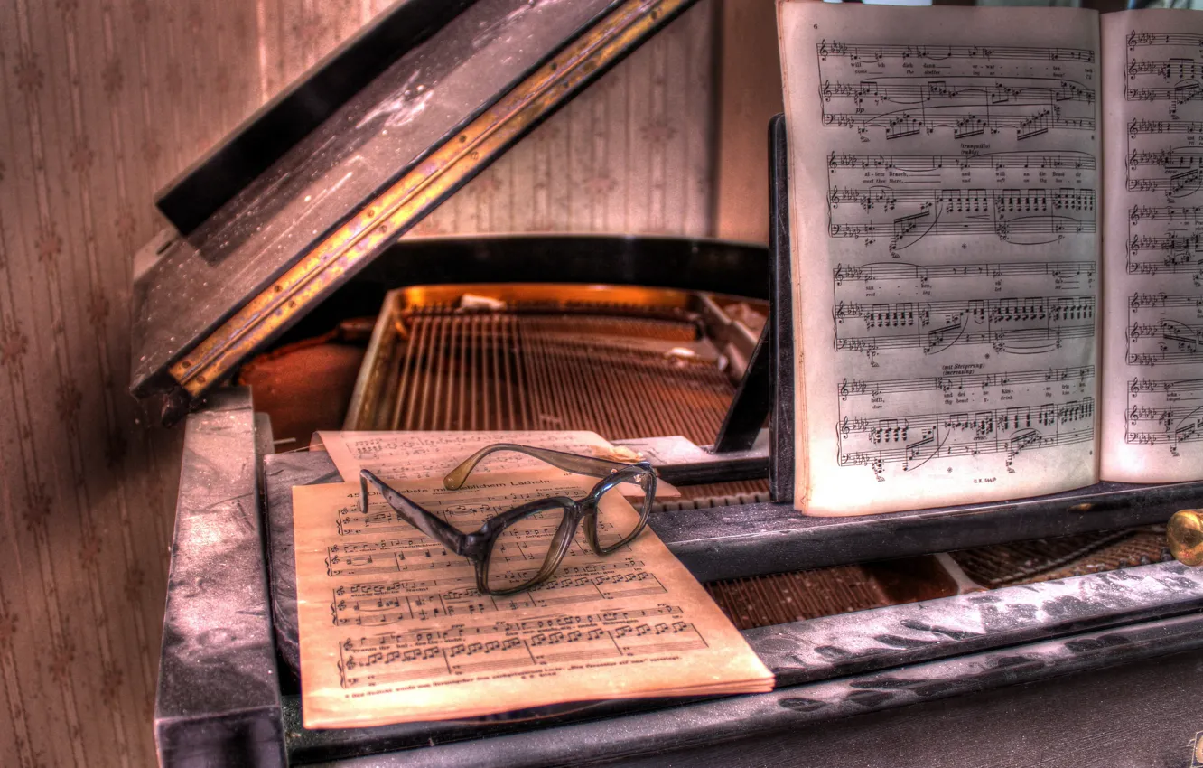 Photo wallpaper notes, glasses, piano