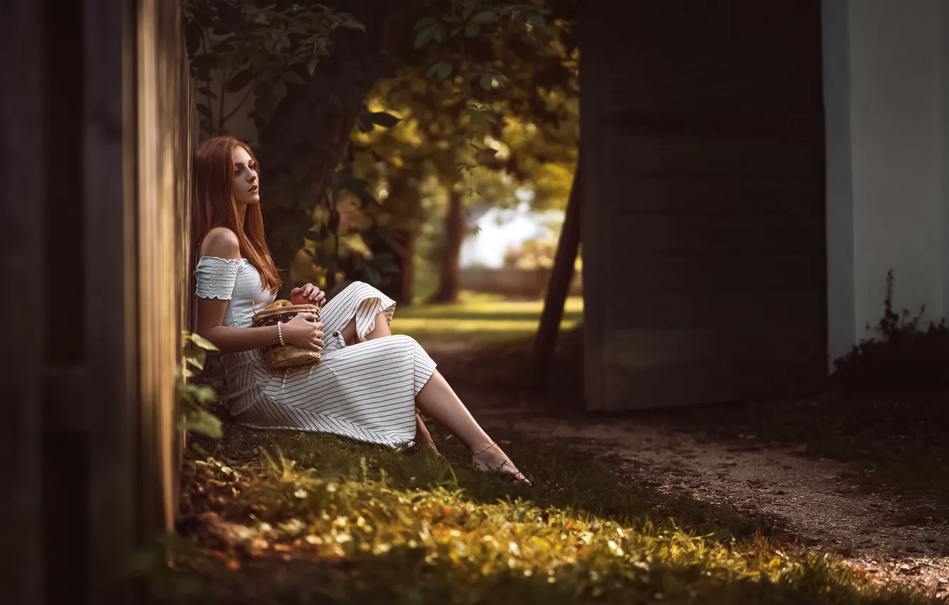 Photo wallpaper girl, pose, model, portrait, makeup, figure, dress, hairstyle