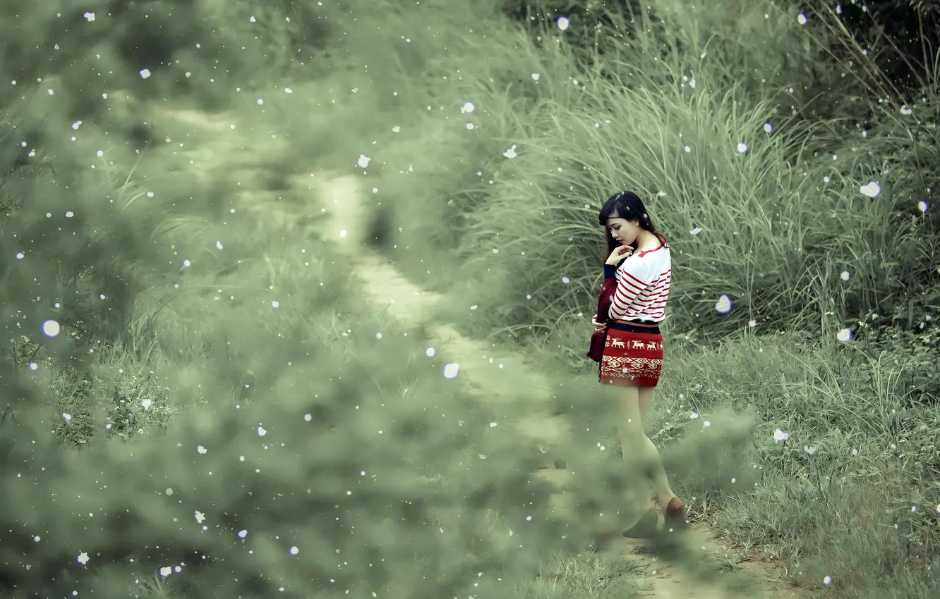 Photo wallpaper girl, nature, beauty