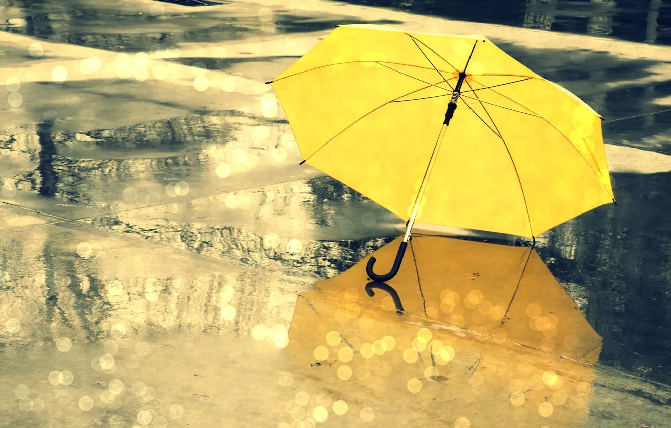 Photo wallpaper wet, water, drops, yellow, glare, reflection, umbrella, background