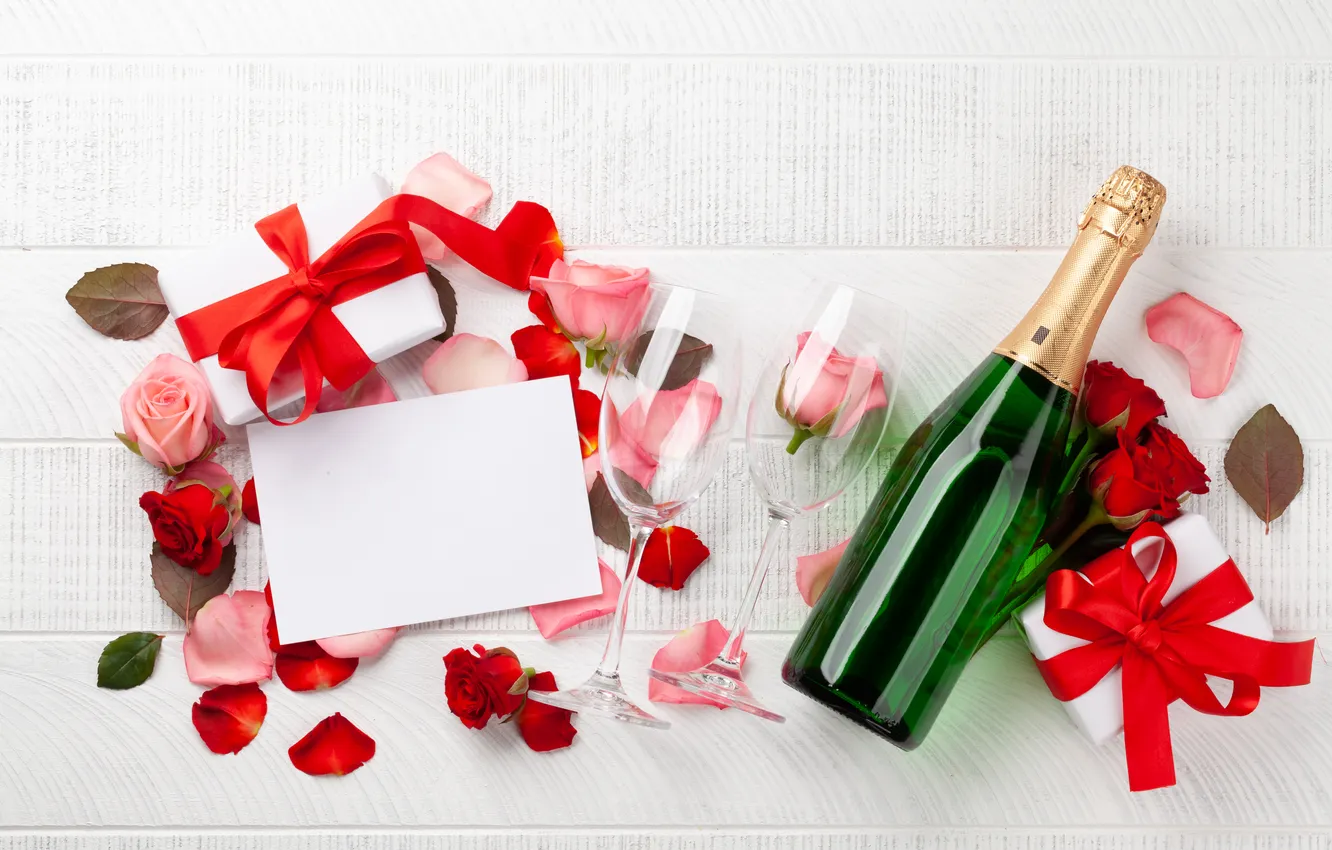 Photo wallpaper love, flowers, gift, romance, glass, roses, petals, love