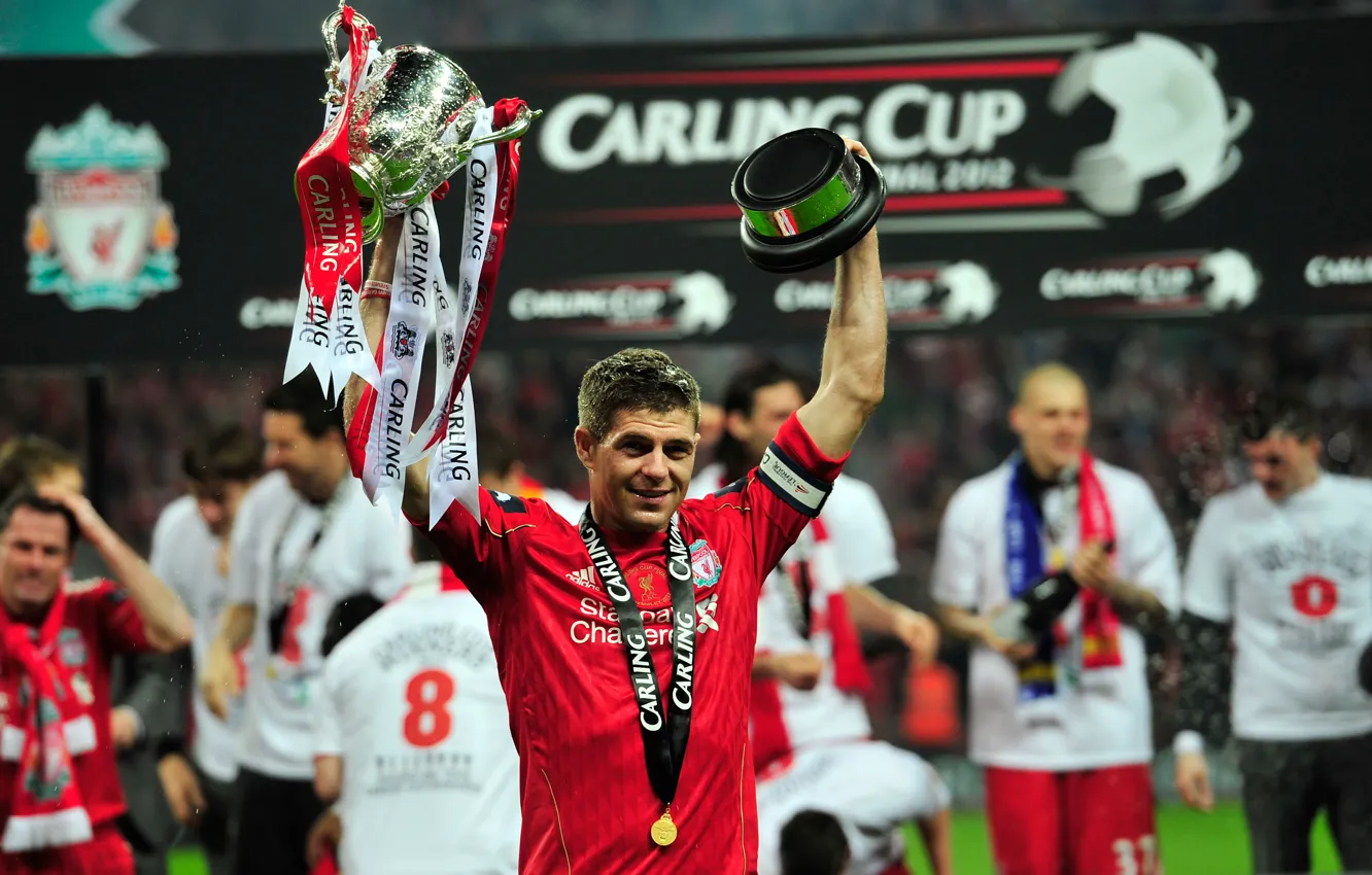 Photo wallpaper Liverpool, football Wallpaper 2012, Steven-Gerrard-Liverpool