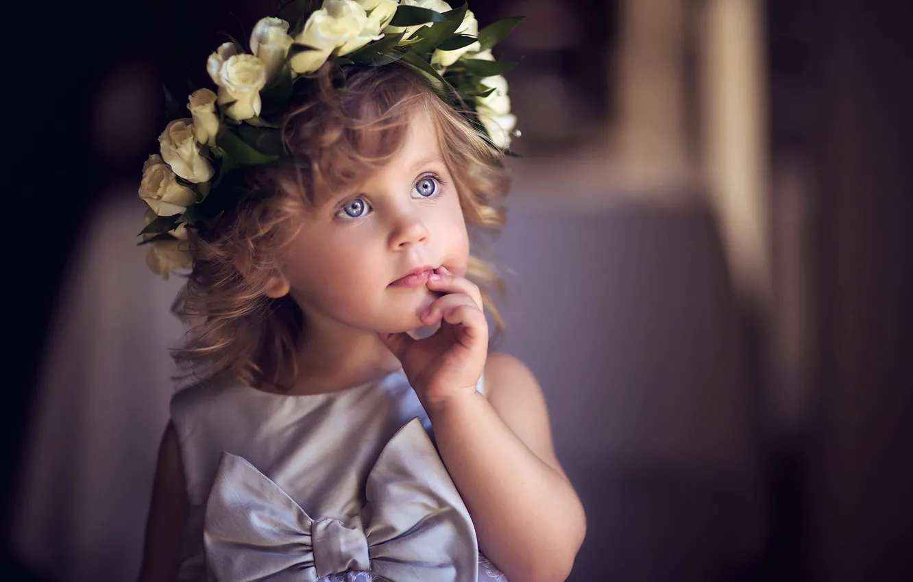 Photo wallpaper look, children, dress, girl, bow, wreath, baby, rose white