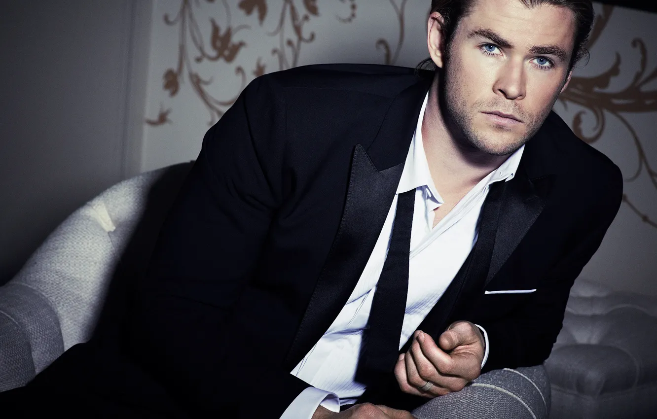 Photo wallpaper look, male, beautiful, Chris Hemsworth, Simon Emmett