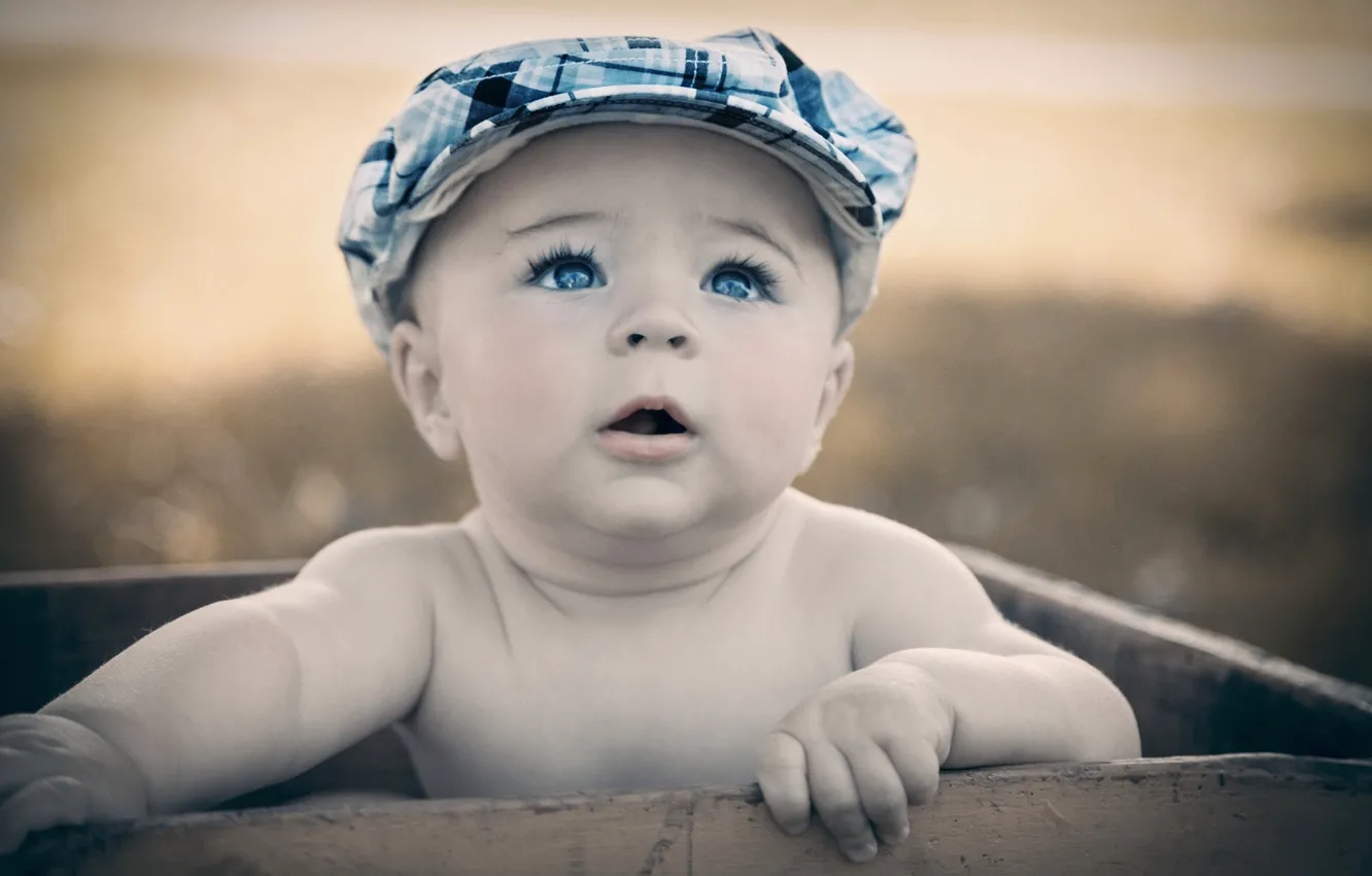 Photo wallpaper boy, baby, cap, blue eyes