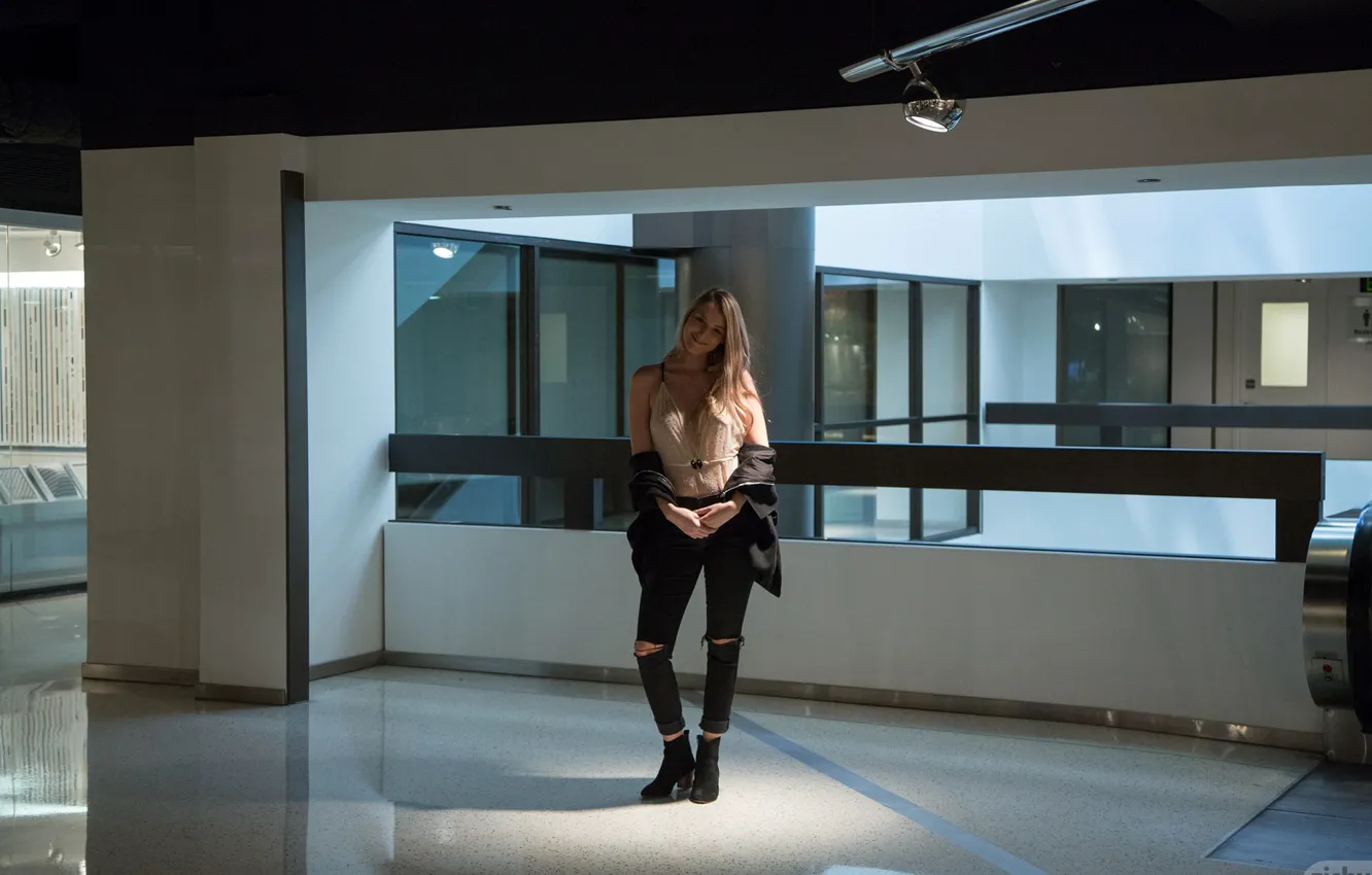 Photo wallpaper look, pose, model, building, portrait, jeans, makeup, figure