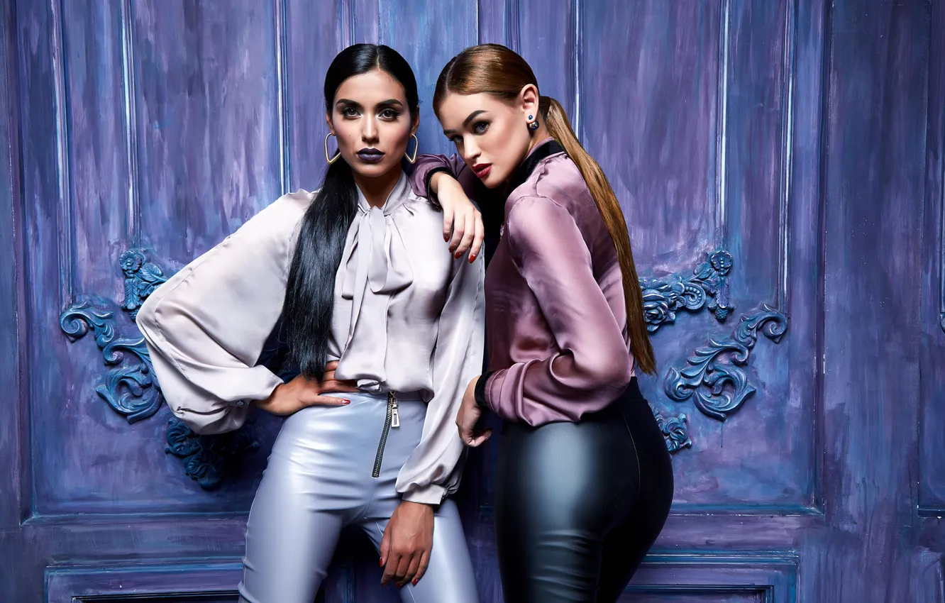 Photo wallpaper girl, glamour, makeup, brunette, hairstyle, blouse, brown hair, photoshoot