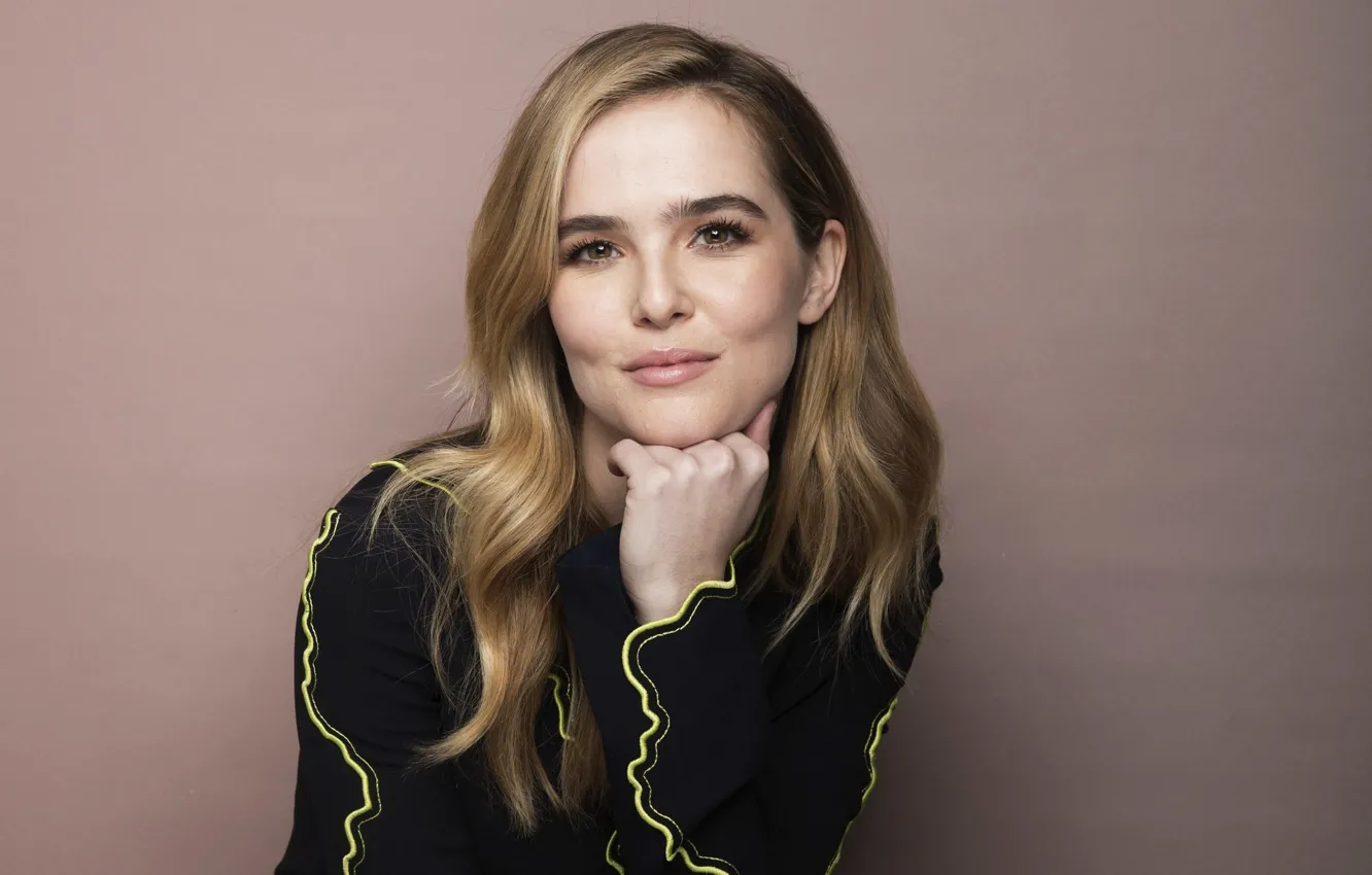 Photo wallpaper smile, portrait, actress, Zoey Deutch