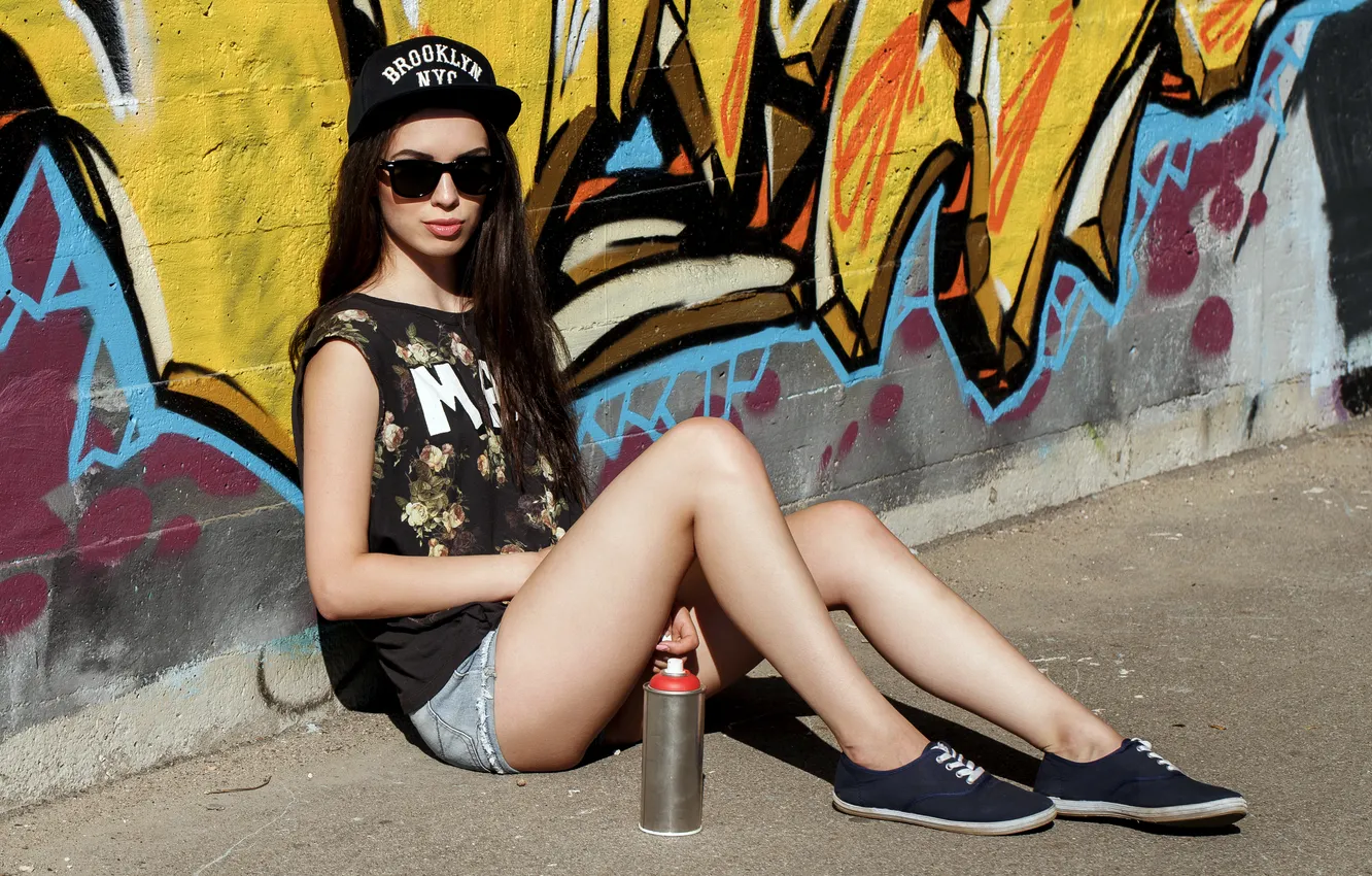 Photo wallpaper girl, shorts, beautiful, model, sweet, brunette, sunglasses, long-haired