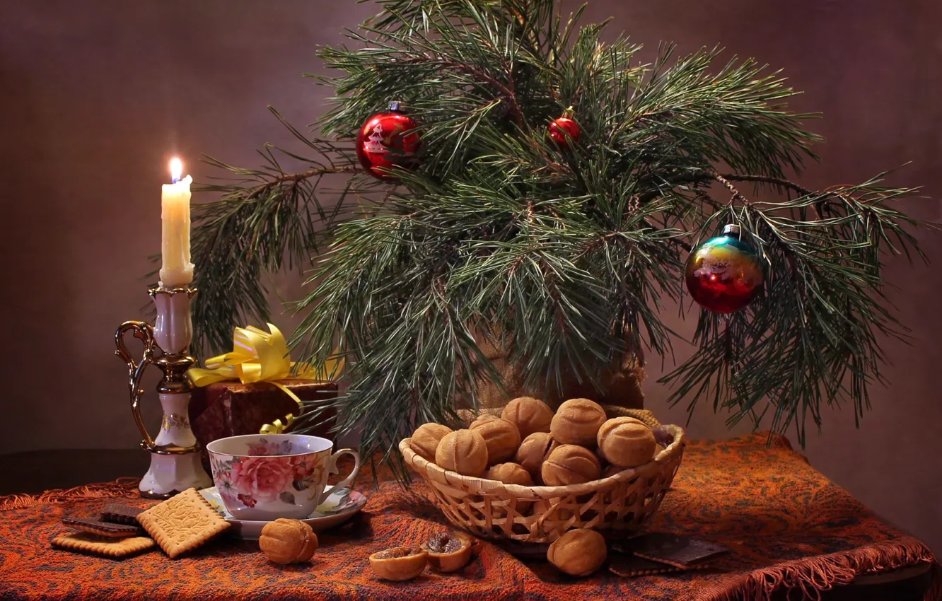 Photo wallpaper toy, candles, cookies, Cup, pine, nuts