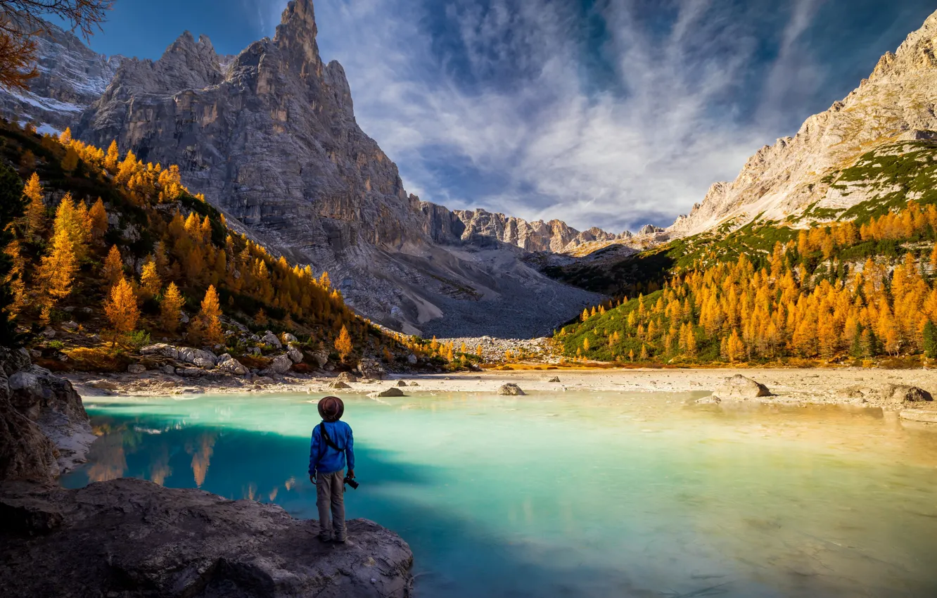 Photo wallpaper autumn, light, mountains, lake, rocks, shore, people, hat
