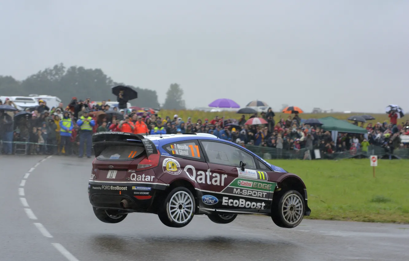 Photo wallpaper Ford, Jump, Rain, WRC, Rally, Fiesta, Neuville