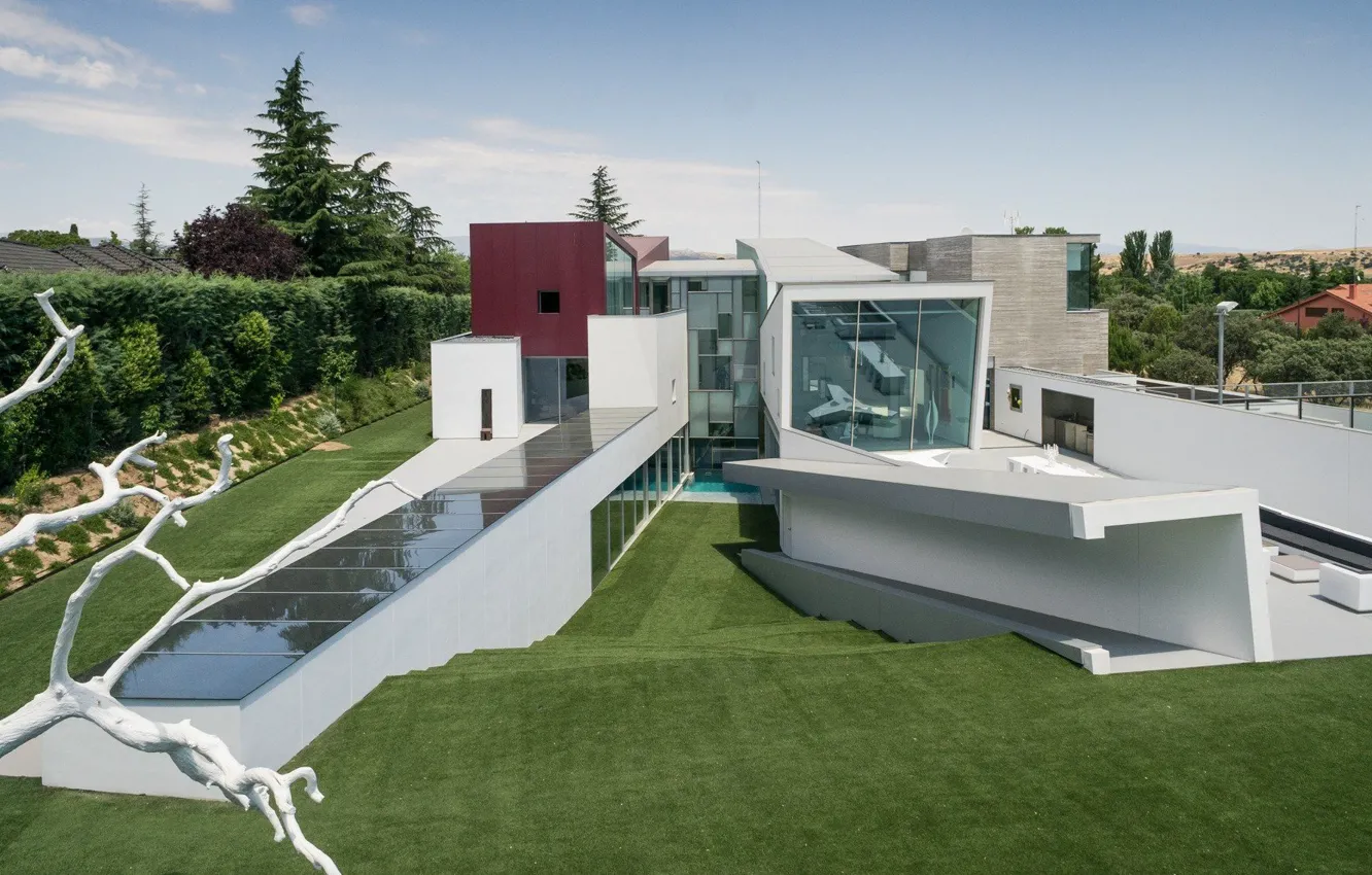Photo wallpaper architecture, Spain, solar panels, luxury mansion in the suburbs of Madrid, by Abiboo Architecture (Alfredo …