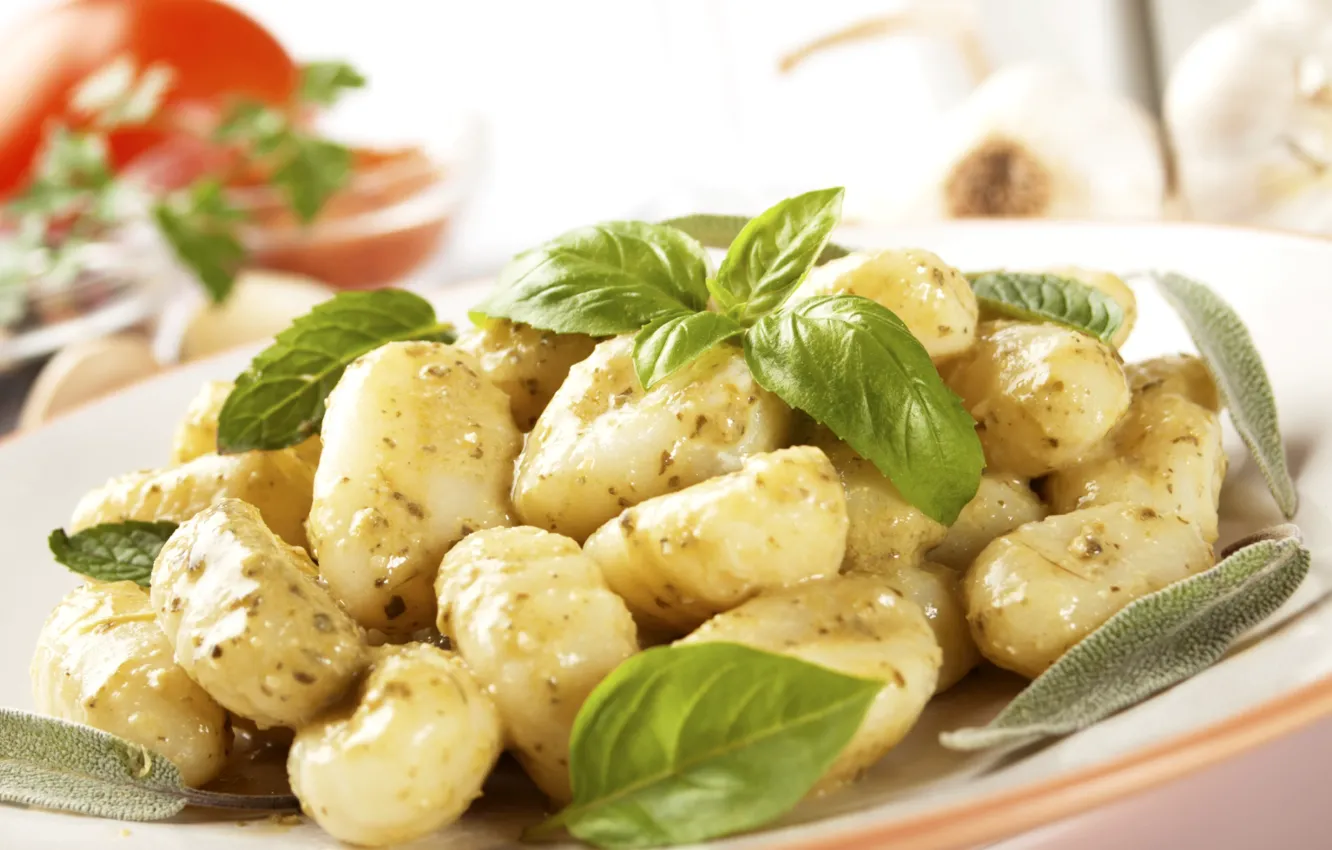 Photo wallpaper potatoes, Basil, boiled