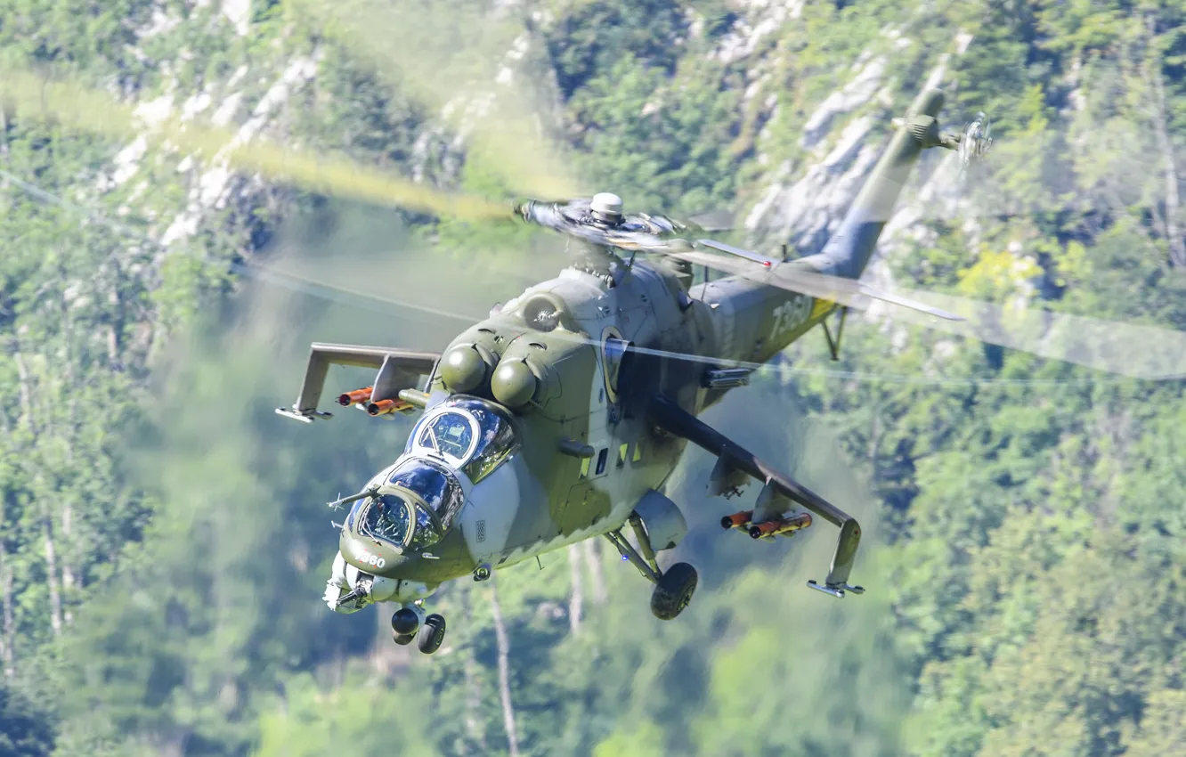 Photo wallpaper helicopter, Russian, shock, Mil Mi-35 Hind