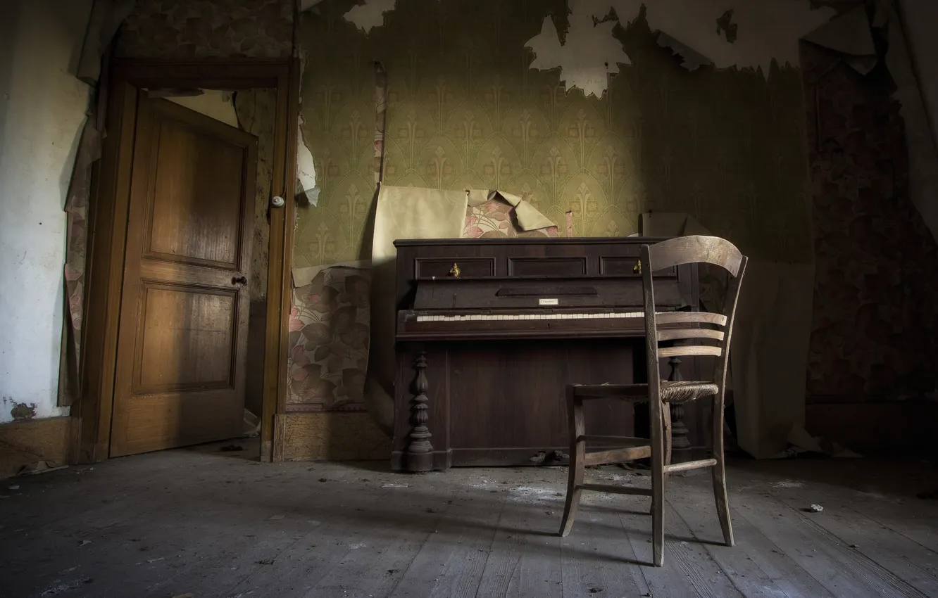 Photo wallpaper room, chair, piano