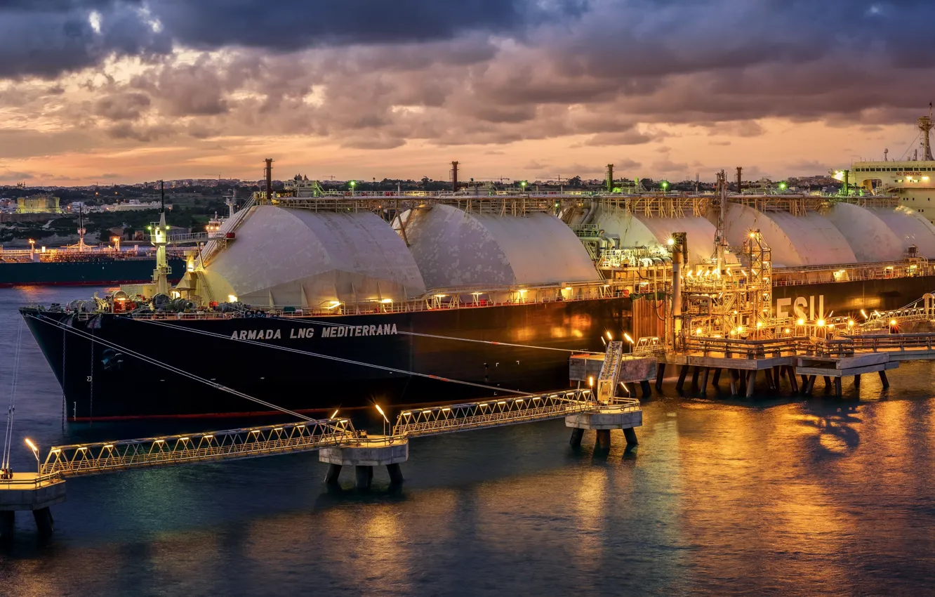 Photo wallpaper ship, Industrial facility, Armada LNG Mediterrana, Port, Malta