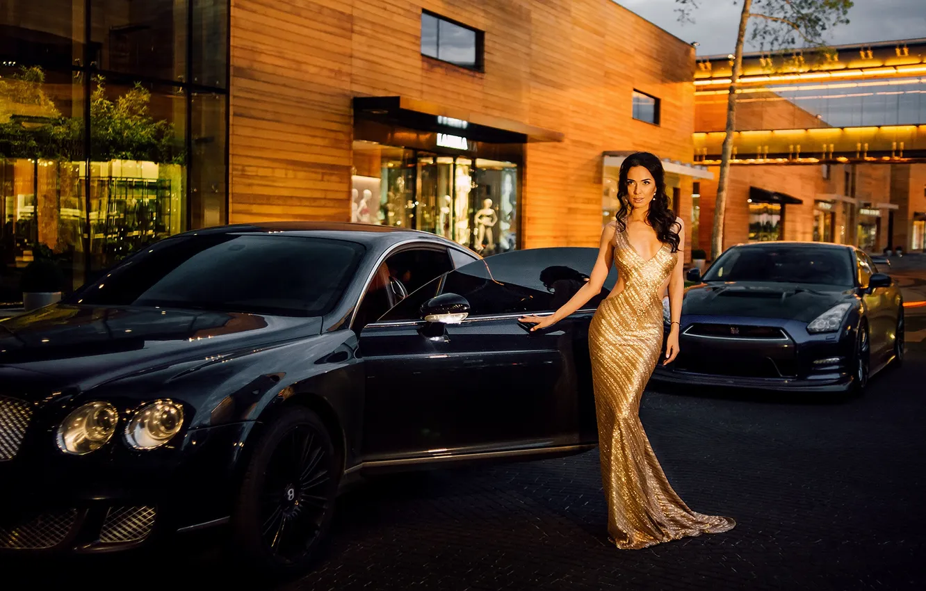 Photo wallpaper Bentley, girl, Nissan, GT-R, people, beauty, portrait, Christina