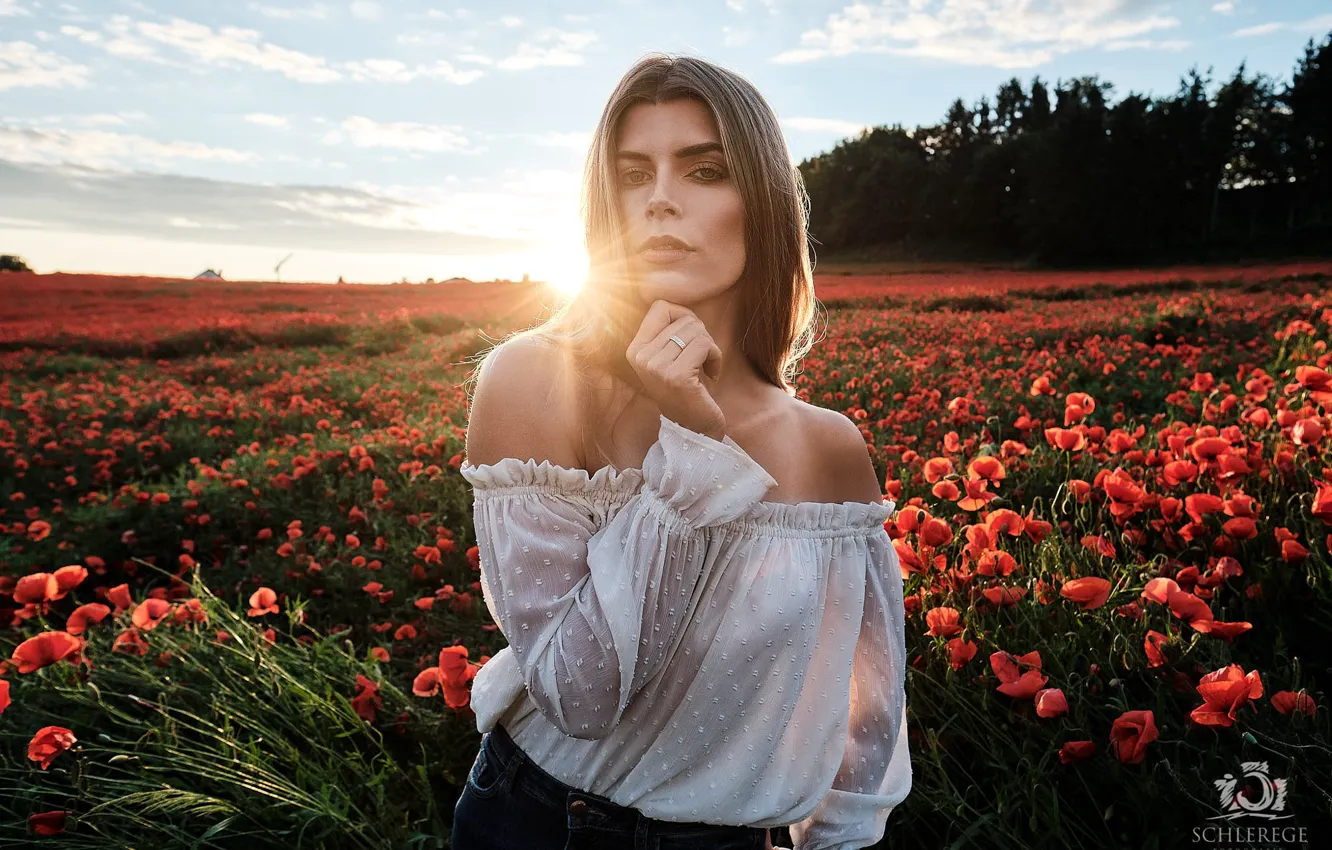 Photo wallpaper girl, long hair, photo, photographer, model, lips, blonde, portrait