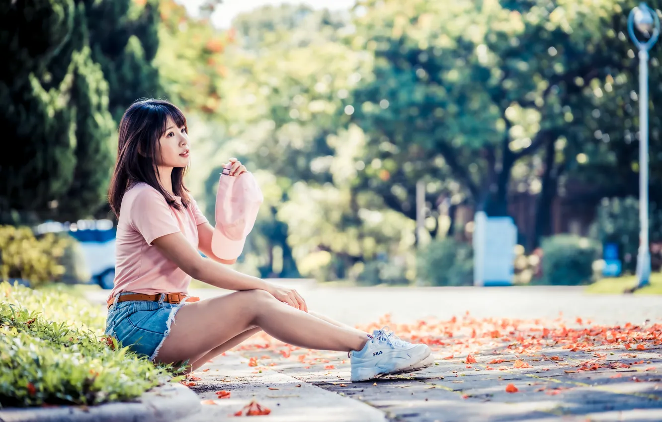 Photo wallpaper t-shirt, cap, legs, Asian, bokeh