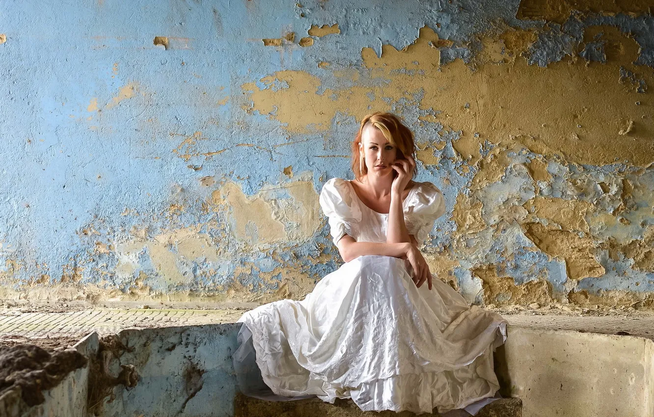 Photo wallpaper look, girl, pose, wall