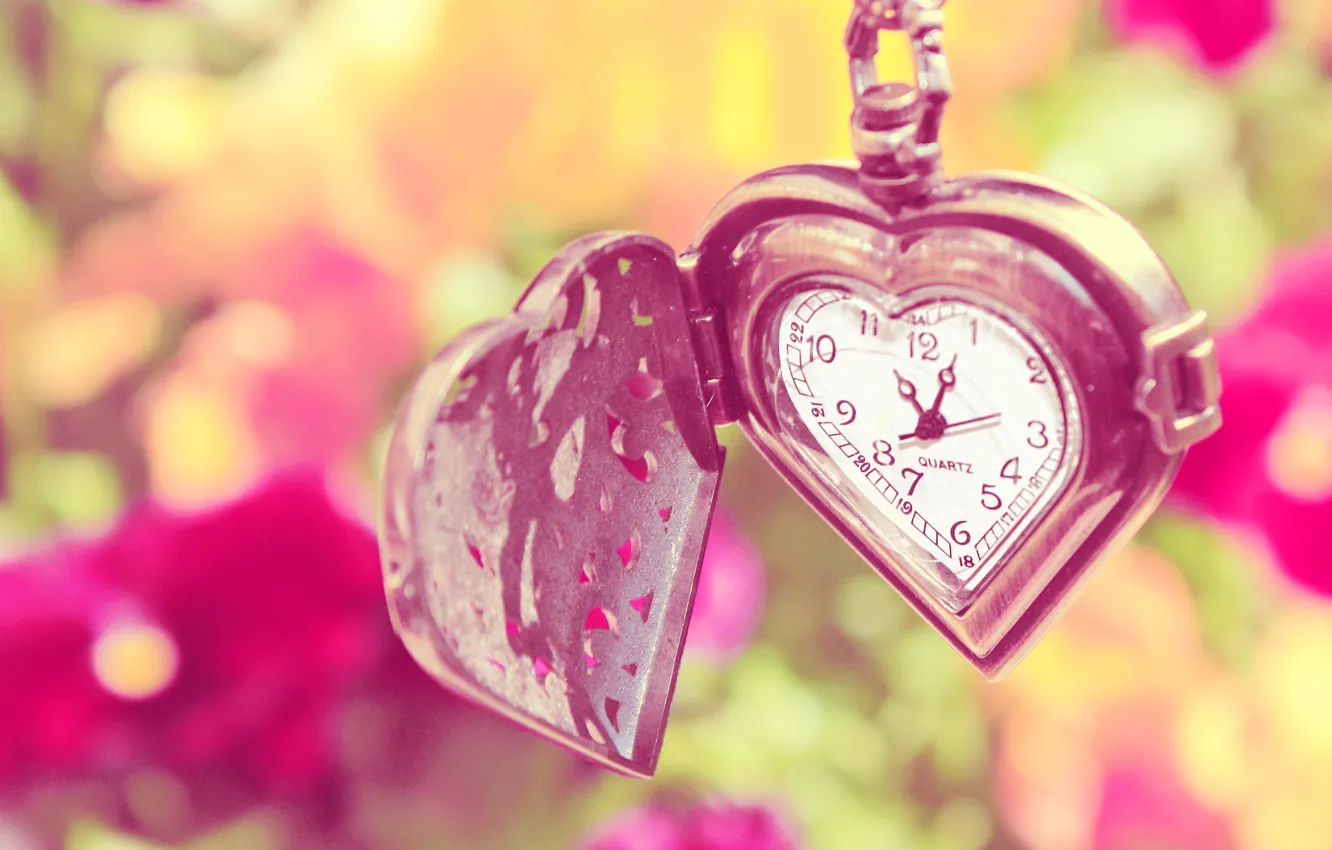 Photo wallpaper summer, flowers, heart, watch, chain